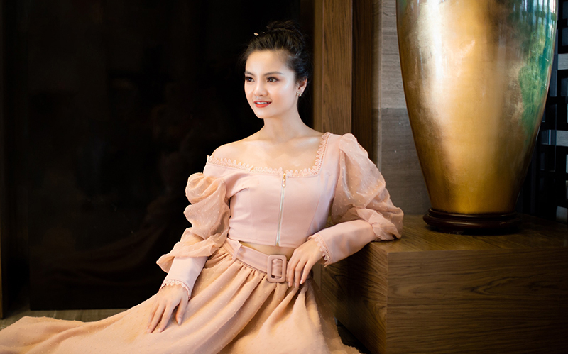 Nữ DANCE độc thân nóng bỏng trở thành doanh nhân thành đạt ở tuổi 30