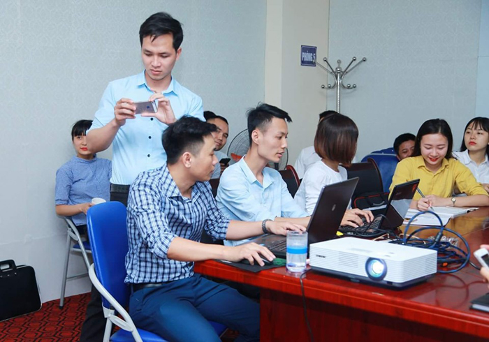 dao-tao-marketting-online-tai-ha-nam2