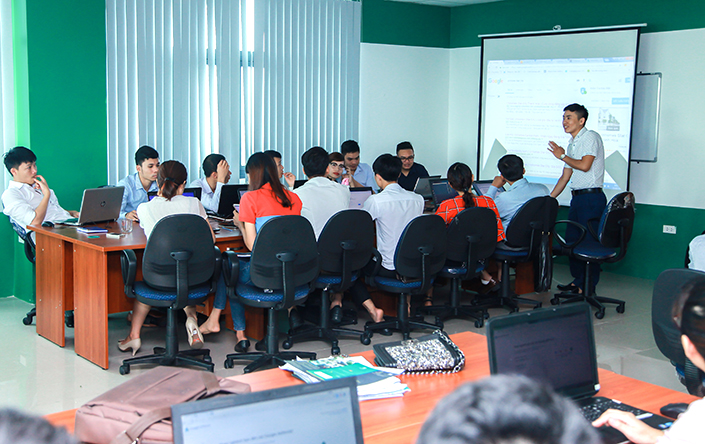 chuyen-gia-marketing-online-thanh-hoa