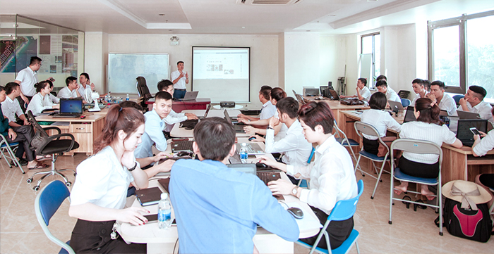 nhan-vien-marketing-online