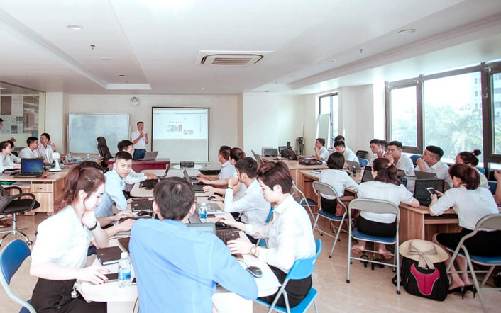 trung-tam-day-nghe-marketing-online-vinh-nghe-an